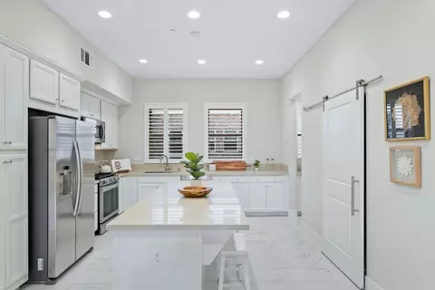 Kitchen - 225 Houret Dr, Milpitas, CA 95035 photo 3 of 6
