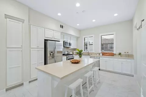 Kitchen - 225 Houret Dr, Milpitas, CA 95035 photo 2 of 6