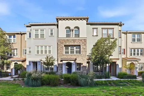 17985 Cantabria Ln, Morgan Hill, CA 95037