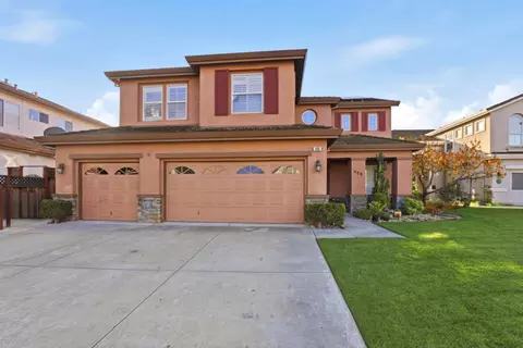946 Martiri Ct, Gilroy, CA 95020