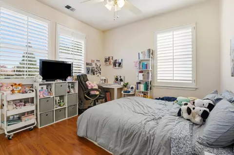 Bedroom - 946 Martiri Ct, Gilroy, CA 95020 photo 3 of 5
