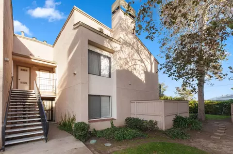 2422 N Main St F, Salinas, CA 93906