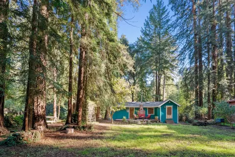 820 River Dr, Boulder Creek, CA 95006
