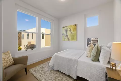 Bedroom - 809 Fassler Ave, Pacifica, CA 94044 photo 4 of 4