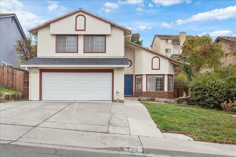 136 Olympic Dr, Vallejo, CA 94589