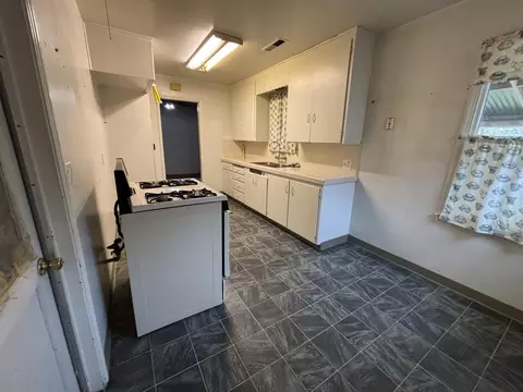 Kitchen - 1441 W 20th St, Merced, CA 95340 photo 2 of 2