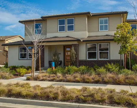 2426 Lake Clb, Fairfield, CA 94533