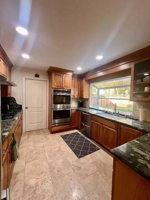 Kitchen - 7290 Orchard Dr, Gilroy, CA 95020 photo 1 of 3