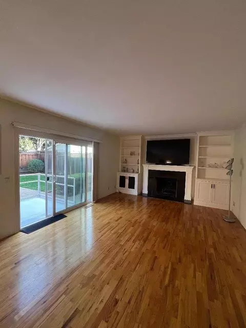 Living - 7290 Orchard Dr, Gilroy, CA 95020 photo 4 of 4