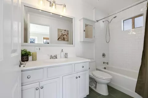 Bath - 84 San Jose Ave, Pacifica, CA 94044 photo 1 of 4
