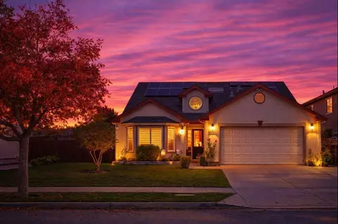 1139 Cape Cod Way, Salinas, CA 93906
