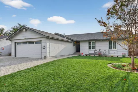 702 Choctaw Dr, San Jose, CA 95123