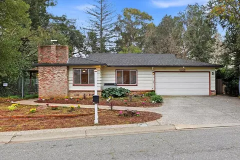 13910 Ravenwood Dr, Saratoga, CA 95070