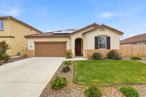 354 Manchester Dr, Los Banos, CA 93635