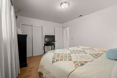 Bedroom - 908 Marilyn Dr, Campbell, CA 95008 photo 5 of 14