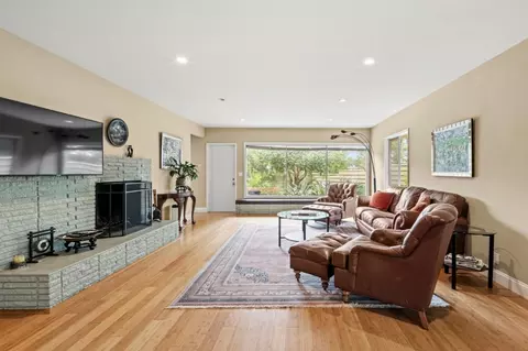 Living - 4021 Sunridge Rd, Pebble Beach, CA 93953 photo 1 of 6