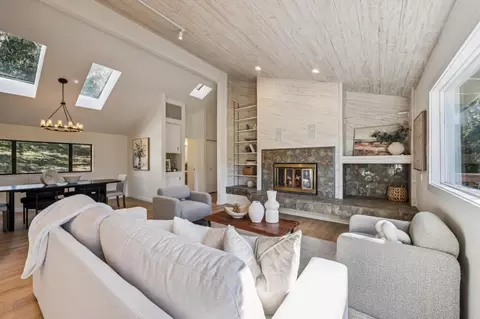 1100 Castro Rd, Monterey, CA 93940