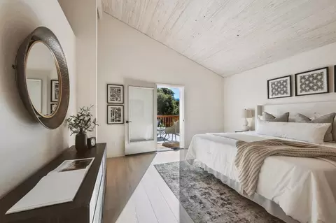 Bedroom - 1100 Castro Rd, Monterey, CA 93940 photo 1 of 11