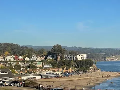 View/Area - 4200 Diamond St 4, Capitola, CA 95010 photo 1 of 2