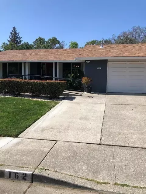 162 N Alamo Dr, Vacaville, CA 95688