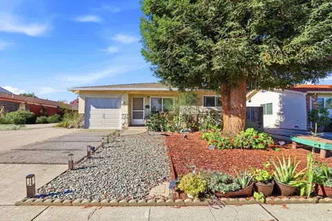 457 Carneros Ave, Sunnyvale, CA 94086