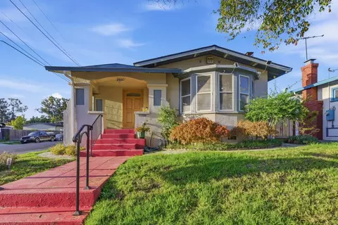 2801 Bartlett St, Oakland, CA 94602
