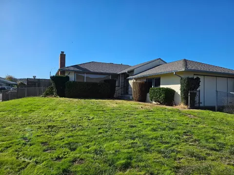200 Carmelo Ln, South San Francisco, CA 94080