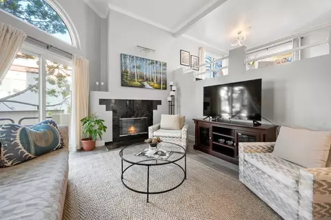 104 E Court Ln, Foster City, CA 94404