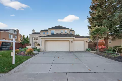 19127 Legend Ct, Morgan Hill, CA 95037