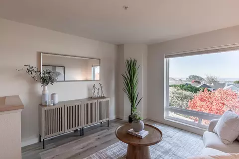 Living - 160 Seascape Ridge Dr, Aptos, CA 95003 photo 4 of 7