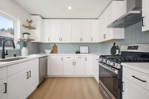 Kitchen - 1444 Flores Dr, Pacifica, CA 94044 photo 1 of 4