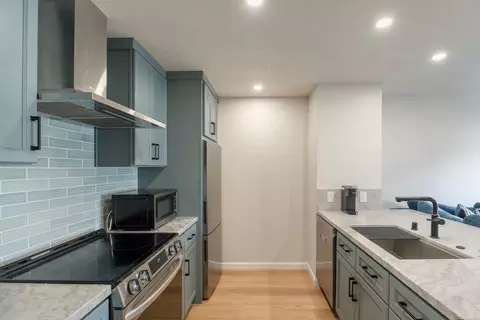 Kitchen - 504 Ocean Ave 2, Monterey, CA 93940 photo 2 of 4