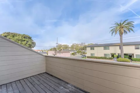Exterior - 504 Ocean Ave 2, Monterey, CA 93940 photo 1 of 4