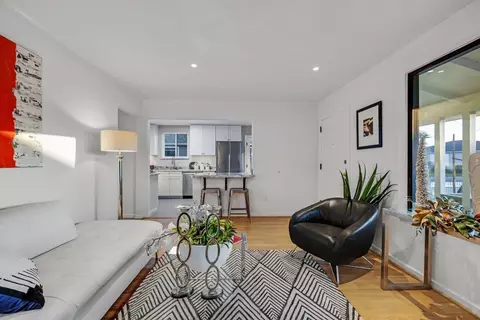 Living - 330 Cuardo Ave, Millbrae, CA 94030 photo 3 of 3
