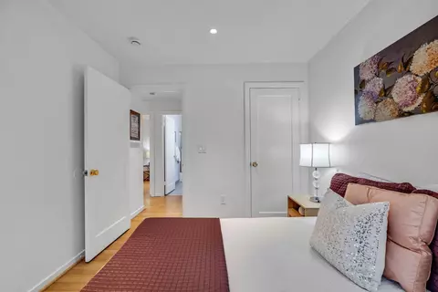 Bedroom - 330 Cuardo Ave, Millbrae, CA 94030 photo 4 of 7
