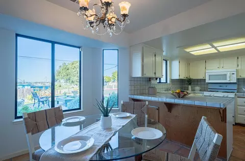 Dining - 1524 Elm Ave, Seaside, CA 93955 photo 3 of 3