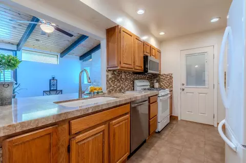 Kitchen - 711 Lundy Way, Pacifica, CA 94044 photo 1 of 4