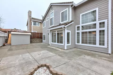 Exterior - 559 Topley Ct, Vallejo, CA 94591 photo 4 of 6