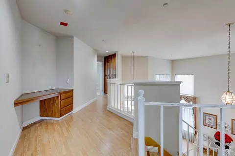 Entry Way - 559 Topley Ct, Vallejo, CA 94591 photo 2 of 2