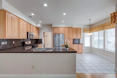 Kitchen - 559 Topley Ct, Vallejo, CA 94591 photo 1 of 5