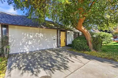 827 Cumberland Dr, Sunnyvale, CA 94087
