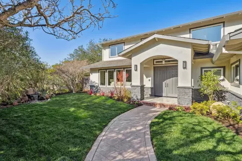 900 Highlands Cir, Los Altos, CA 94024