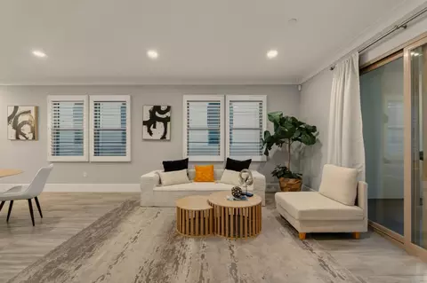 1057 Foxglove Pl 202, San Jose, CA 95131