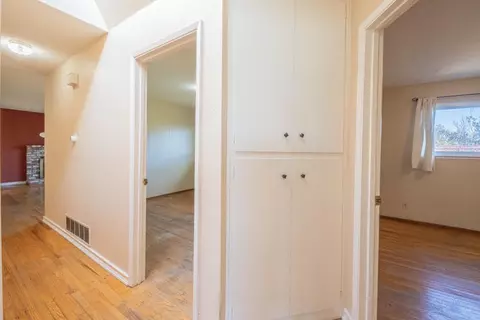 Entry Way - 826 Central Ave, Salinas, CA 93901 photo 3 of 3