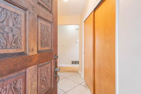 Entry Way - 826 Central Ave, Salinas, CA 93901 photo 1 of 3