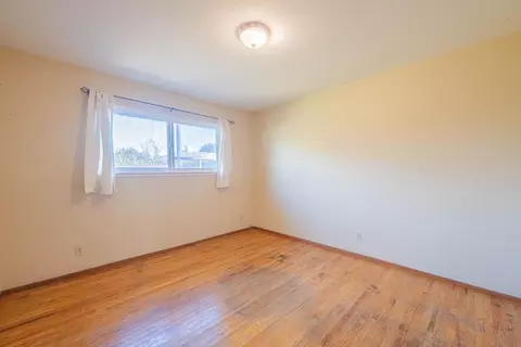 Bedroom - 826 Central Ave, Salinas, CA 93901 photo 4 of 8