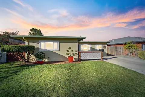 329 Carnegie Dr, Milpitas, CA 95035 photo 2
