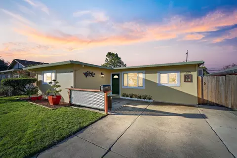 329 Carnegie Dr, Milpitas, CA 95035