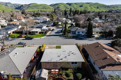 329 Carnegie Dr, Milpitas, CA 95035 photo 43