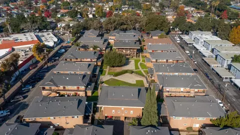 View/Area - 110 Roundtable Apt 8 Dr, San Jose, CA 95111 photo 6 of 10